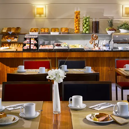 ホテル K+k アム ハラス