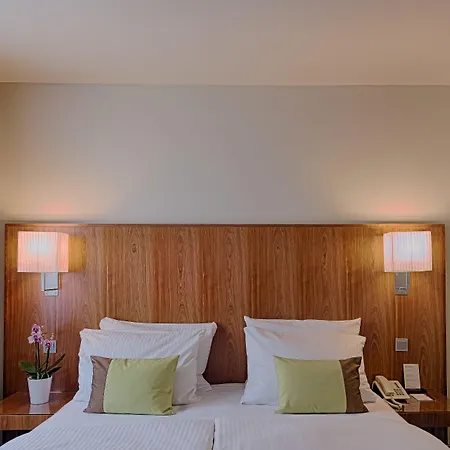 K+k アム ハラス ホテル 4*